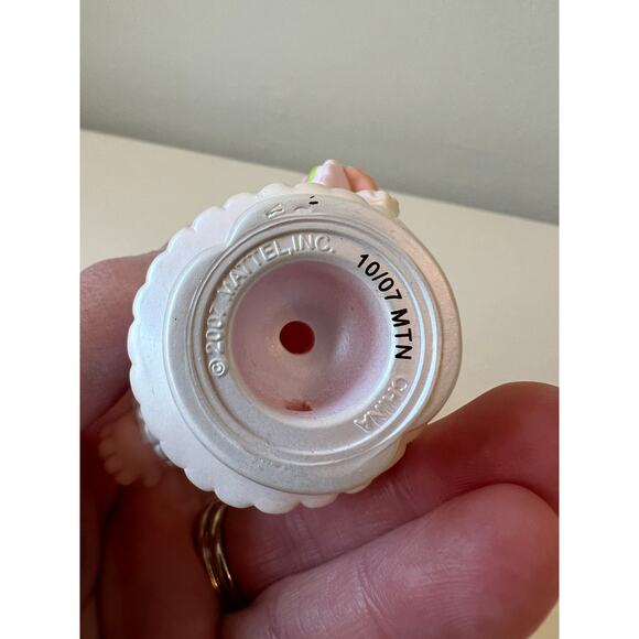 Fisher-Price Little People Wedding Bride 2007 - Picture 2 of 5